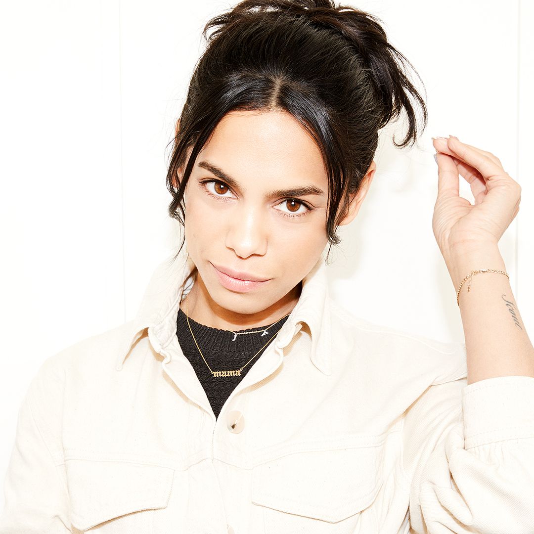 headshot of shanna shipin allure shopping director